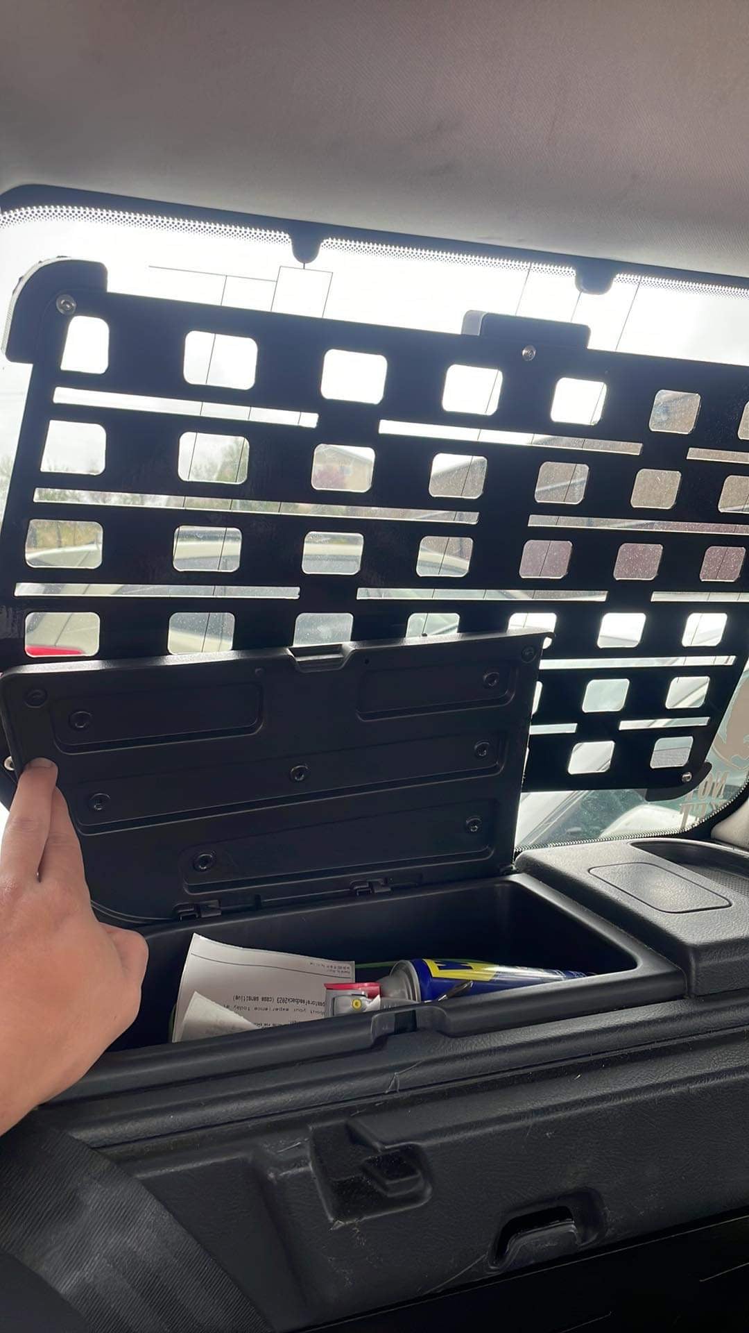 Third Row Window Panel